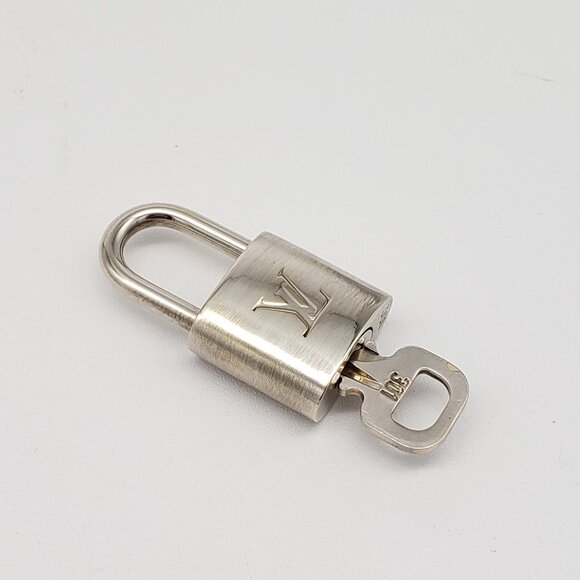Louis Vuitton Silver Plated Padlock - Picture 5 of 7